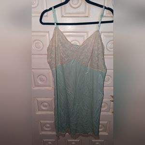 Vintage 1970s seafoam Green Lace Nylon Slip Full Lace Bust & Hem